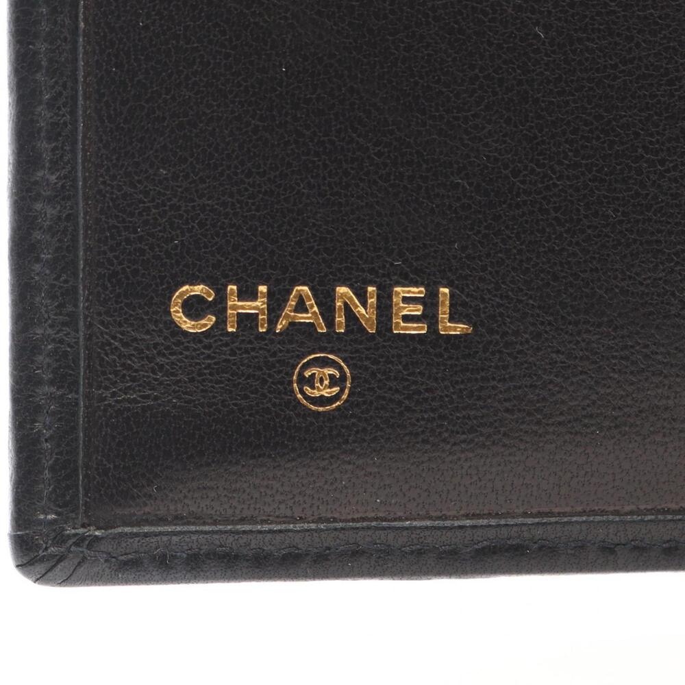 CHANEL Black Lambskin Leather Wallet - Picture 5 of 12